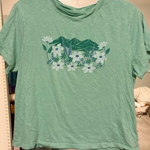 American Eagle Mountain Floral Tee